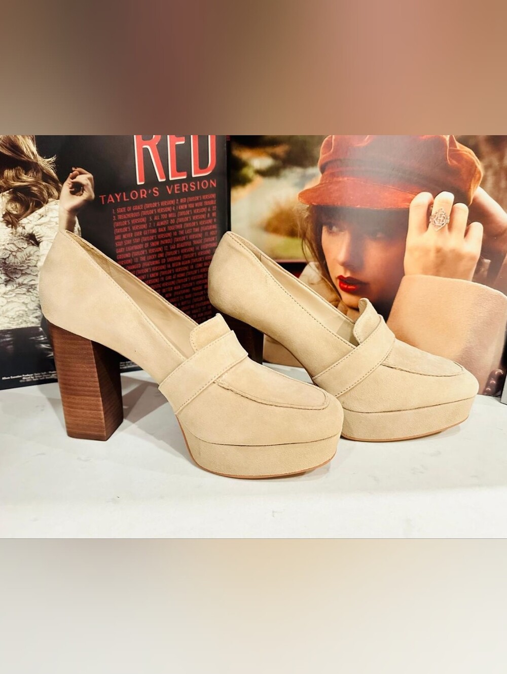 🔥 
Vince Camuto Mebrana Platform Pumps Tan Beige Suede Chunky Heel Size 8